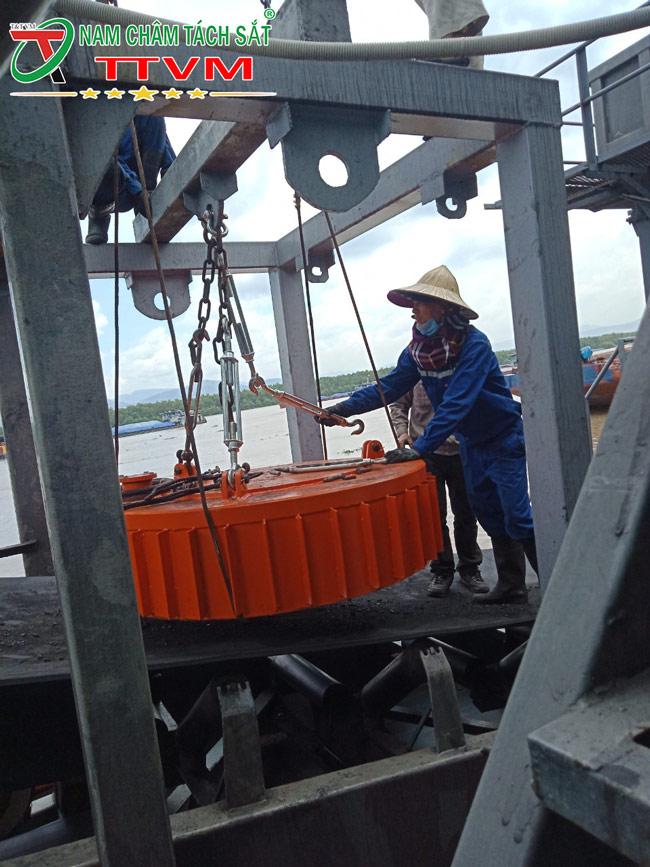 lắp đặt nam châm điện ttvm tại cảng