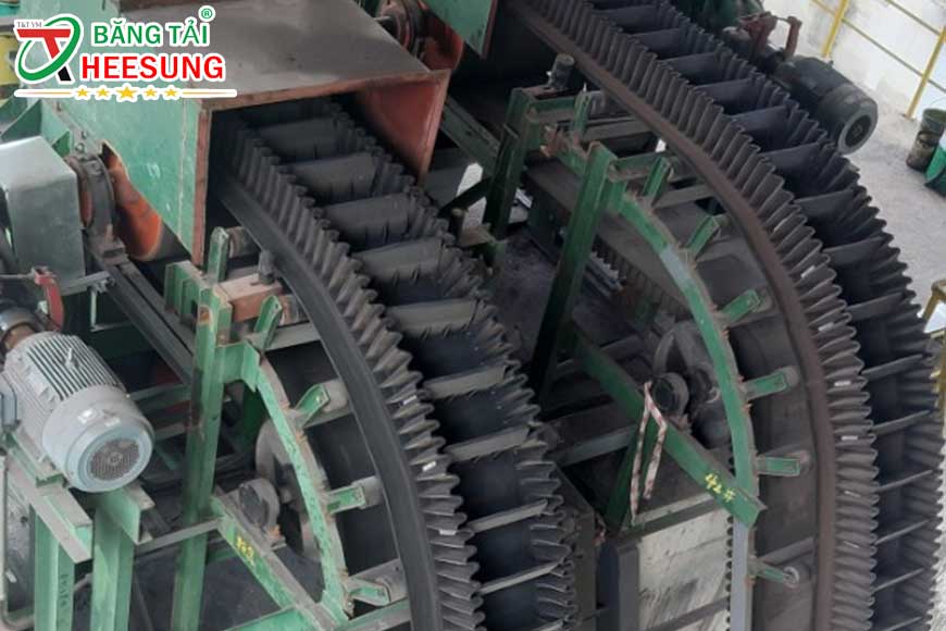 băng tải gầu múc Heesung