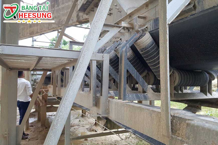 kiểm tra cơ cấu hệ thống băng tải