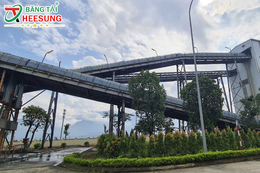 băng tải Heesung trong nhà máy
