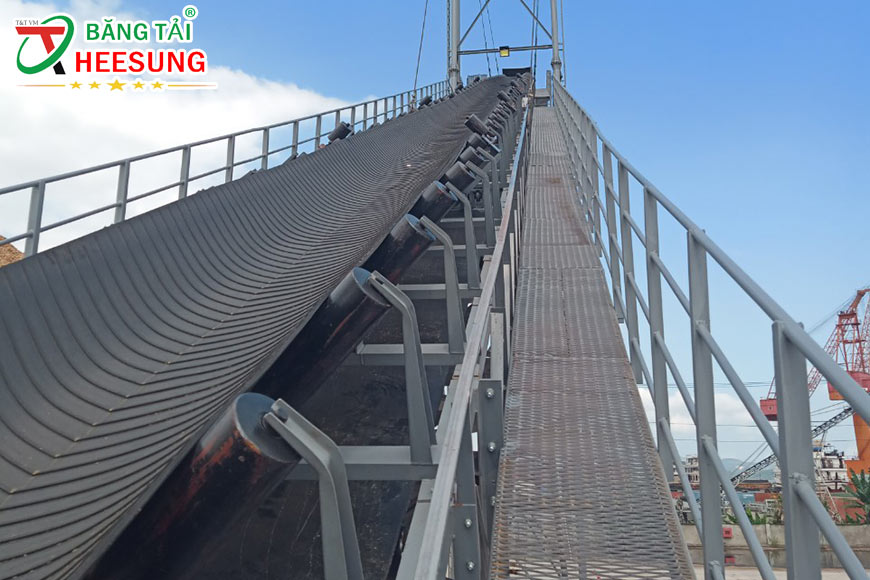 băng tải cao su gân V Heesung