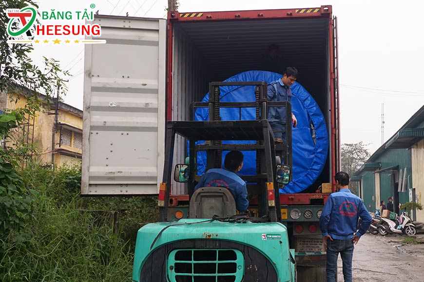 băng tải chở gạo