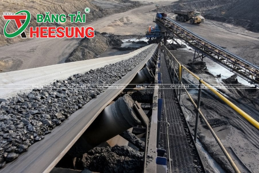băng tải đá kháng mòn Heesung