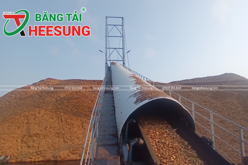 băng tải vận chuyển dăm gỗ