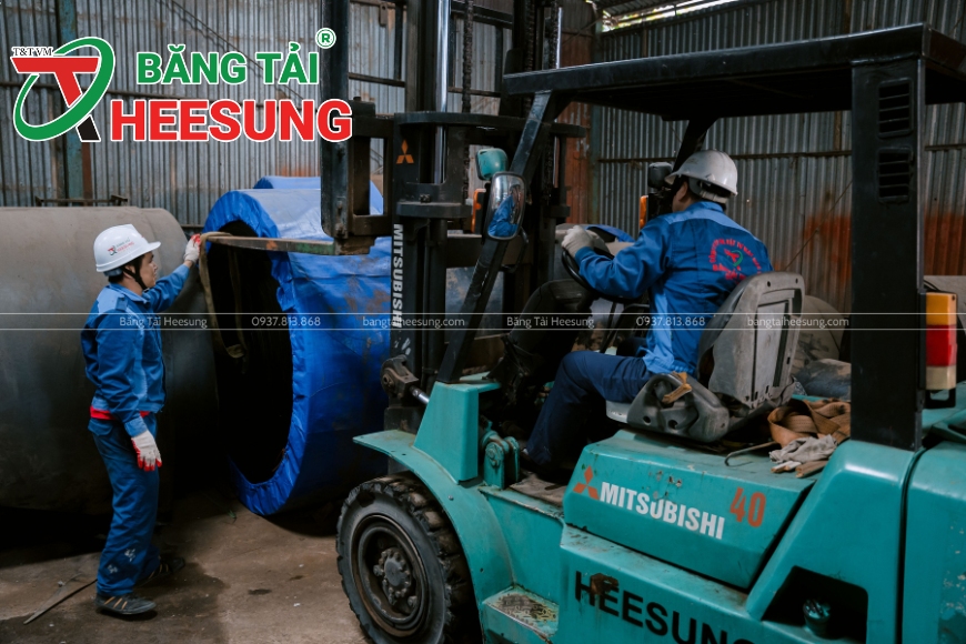 mua băng tải Heesung