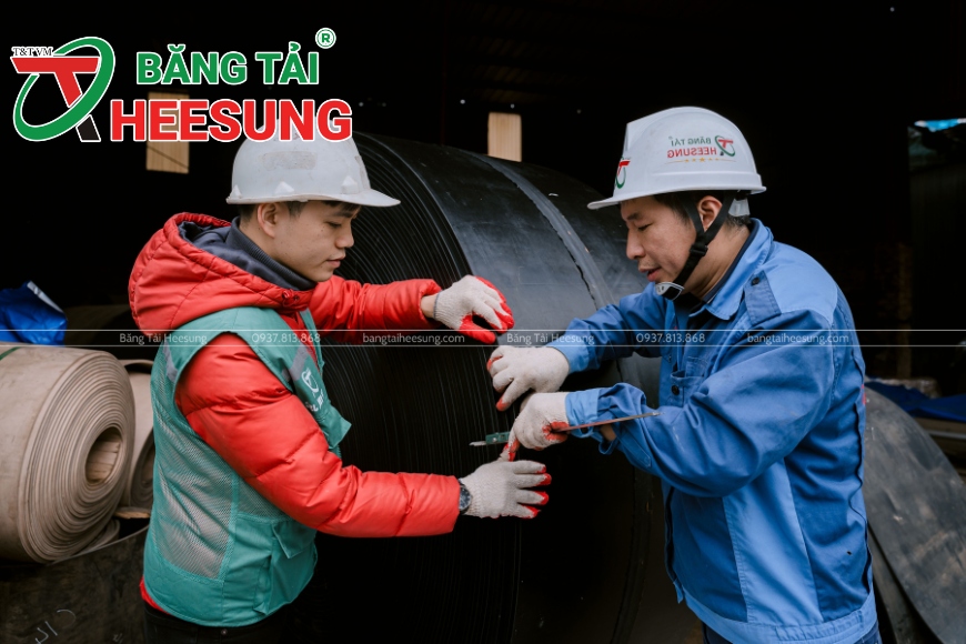 mua băng tải Heesung chất lượng