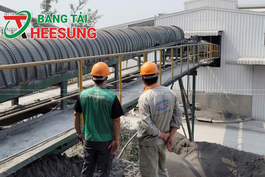 tấm che băng tải cao su
