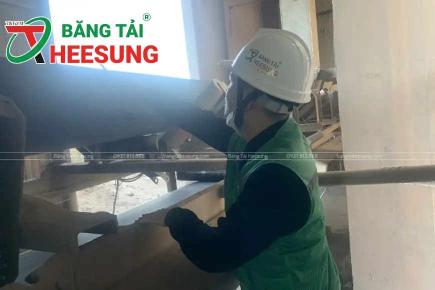 kiểm tra băng tải cao su