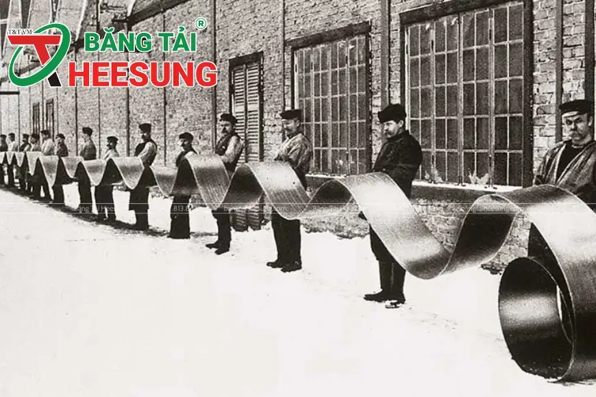 lịch sử của băng tải cao su