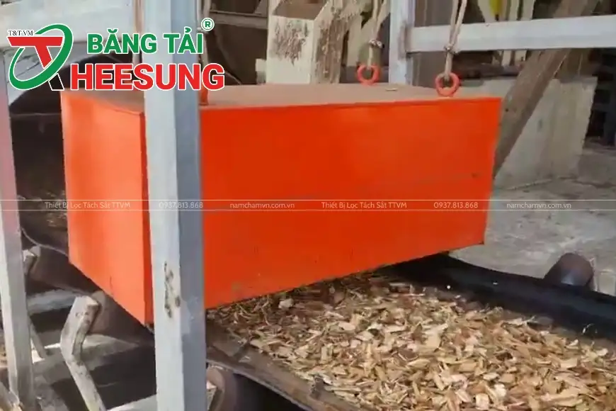 nam châm phẳng lọc sắt trong dăm gỗ