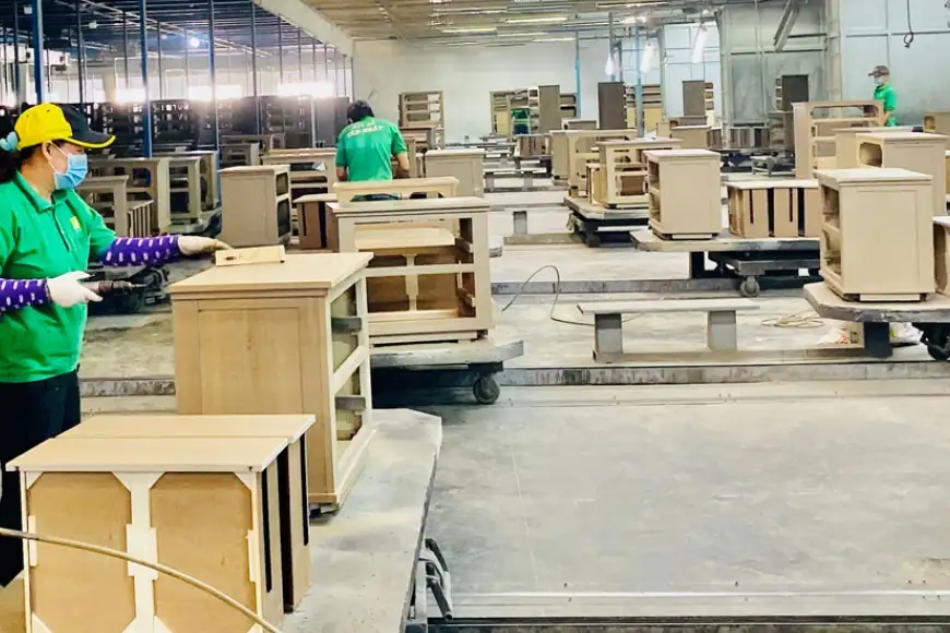 nhà máy gỗ Đức Gia Khang