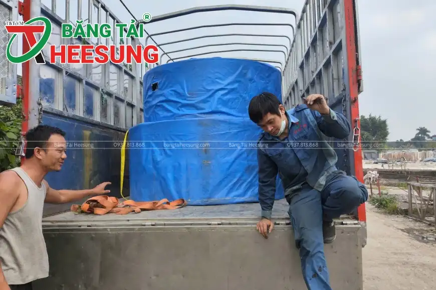 bán băng tải cao su trơn