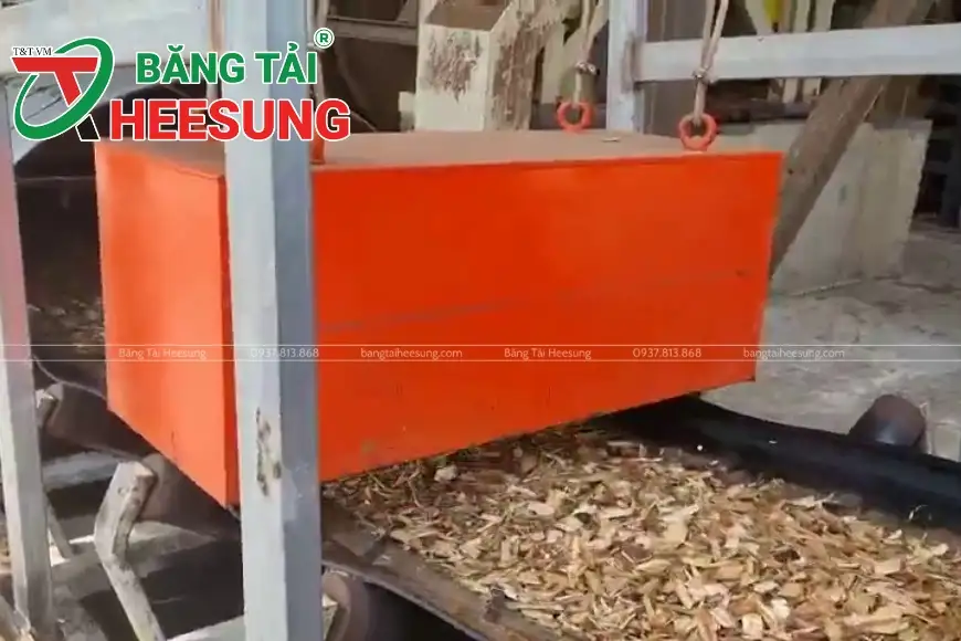 băng tải Heesung ngành dăm gỗ