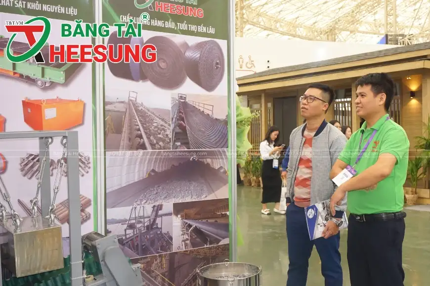 băng tải cao su nhập khẩu giá bao nhiêu