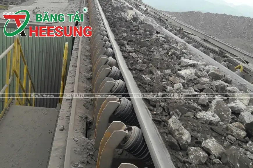 băng tải tải đá