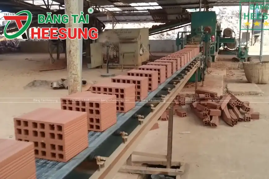 băng tải bố vải ngành gạch