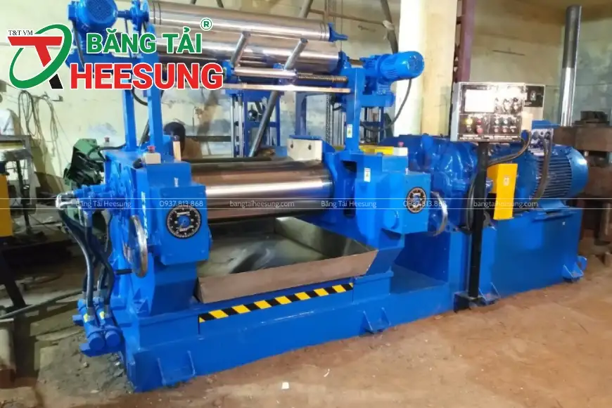 sản phẩm máy móc hỗ trợ sản xuất băng tải