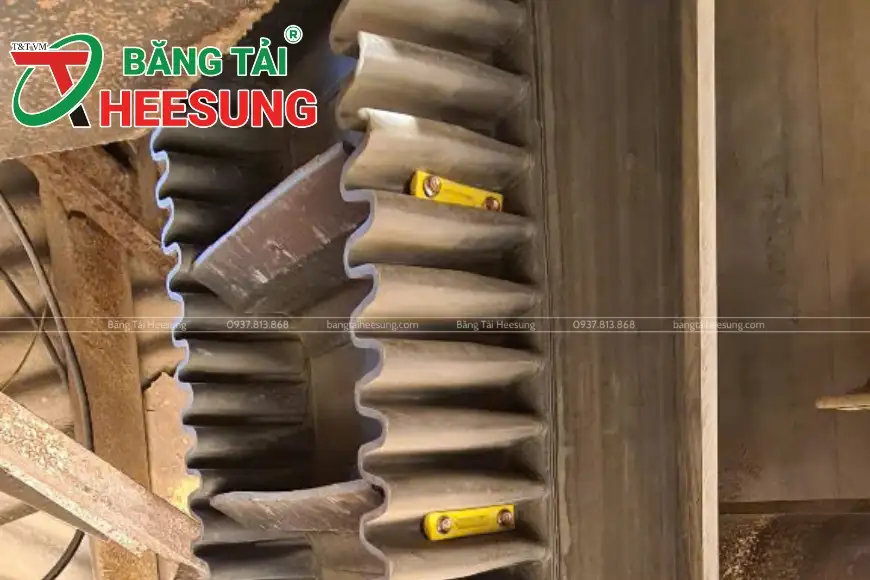 vận chuyển theo phương nghiêng
