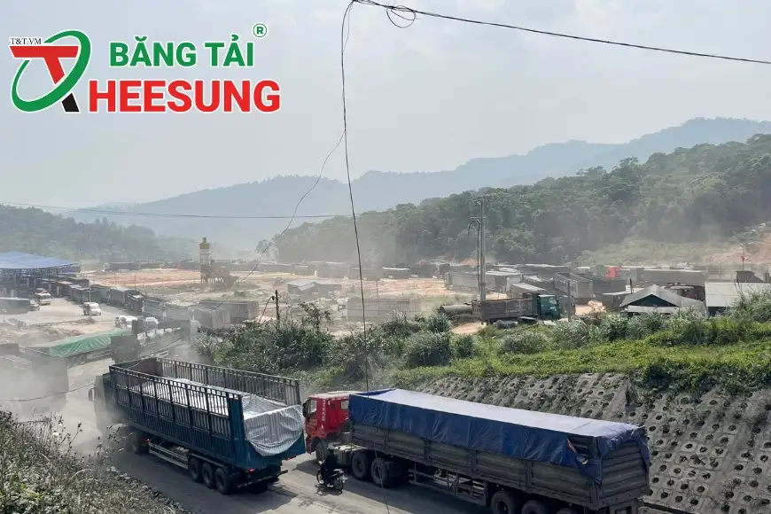 băng tải vận chuyển than